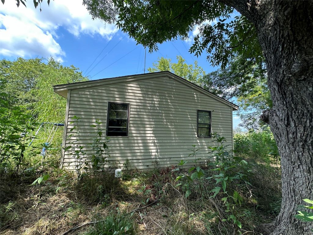 View of side of property