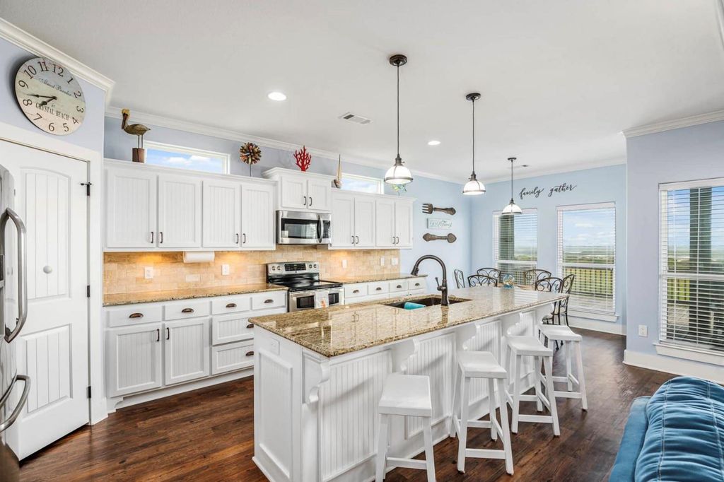 Beautiful Chefs Kitchen with island and open concept