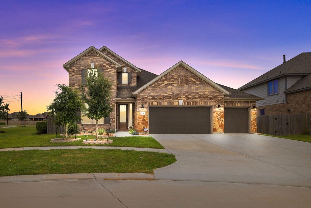 Wake up to glowing backyard sunrises and wind down with serene sunsets out front.
