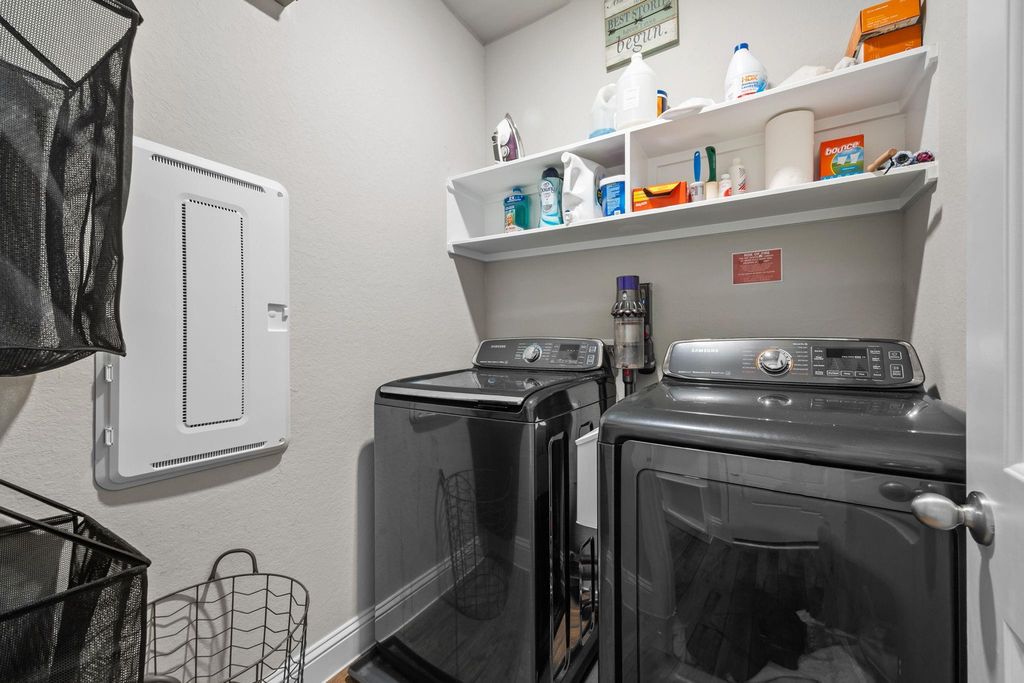 Washer & dryer included for convenience
